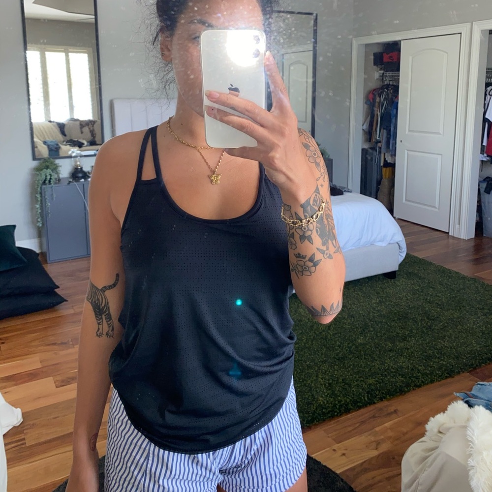 Yoga Tank top built in sports bar